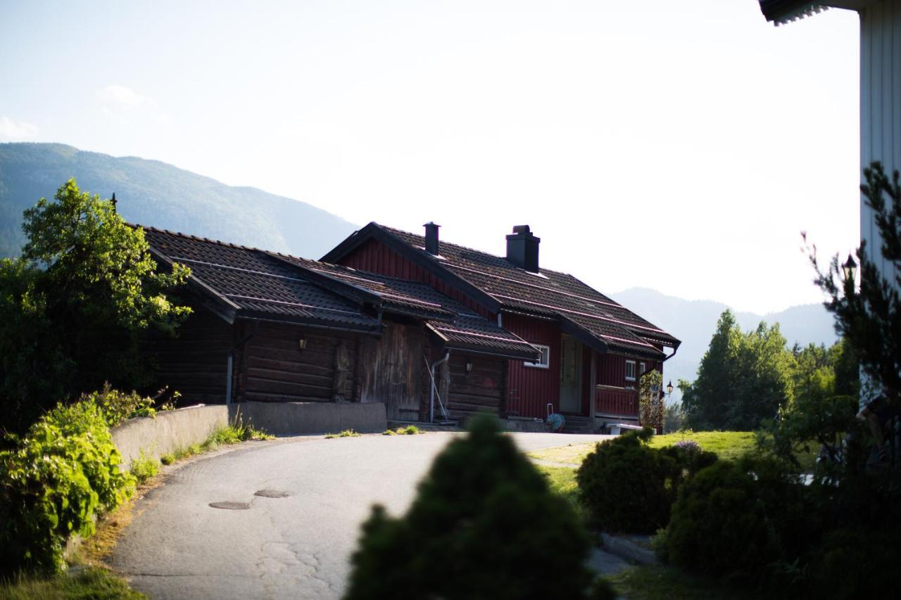 Nutheim Gjestgiveri Flatdal Exterior foto