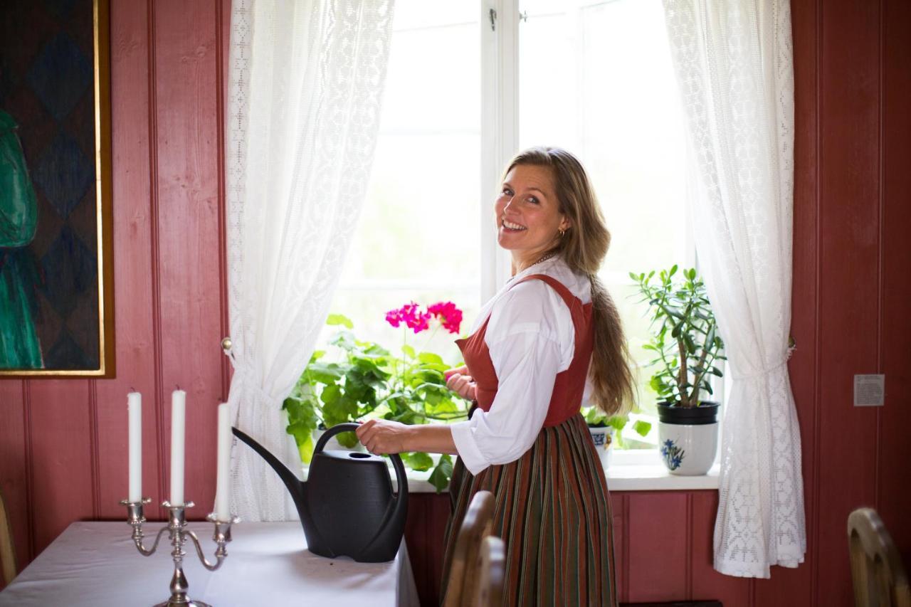 Nutheim Gjestgiveri Flatdal Exterior foto